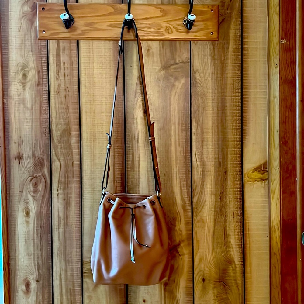 COPY - Banana Republic Bucket Bag